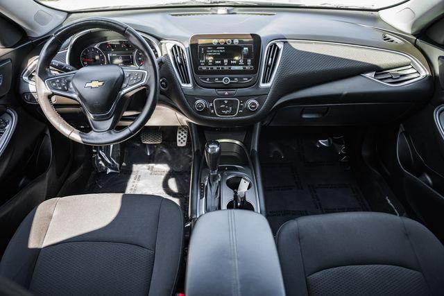 Photo of 2016 Blue Velvet Metallic Chevrolet Malibu