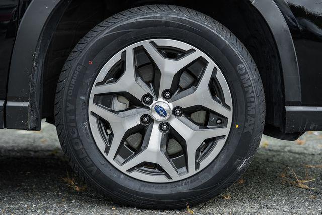 Photo of 2023 Crystal Black Silica Subaru Forester