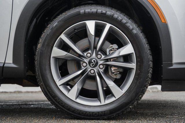 Photo of 2023 Liquid Platinum INFINITI QX60