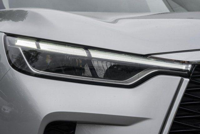 Photo of 2023 Liquid Platinum INFINITI QX60