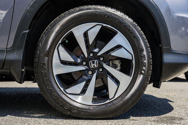 Photo of 2016 Gray Honda CR-V