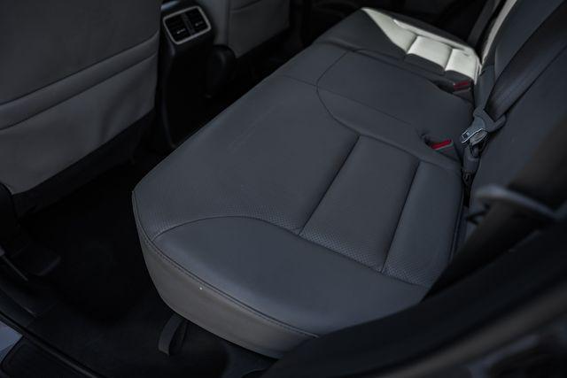 Photo of 2016 Gray Honda CR-V