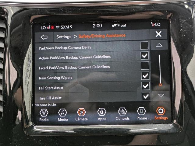 Photo of 2021 Granite Crystal Metallic Clearcoat Jeep Cherokee