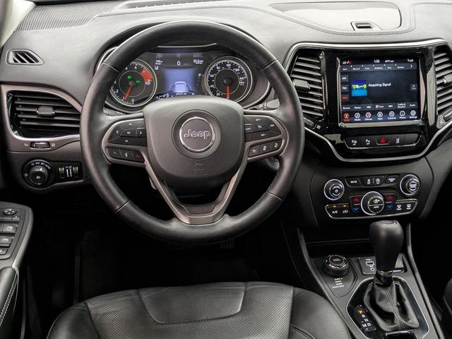 Photo of 2021 Granite Crystal Metallic Clearcoat Jeep Cherokee