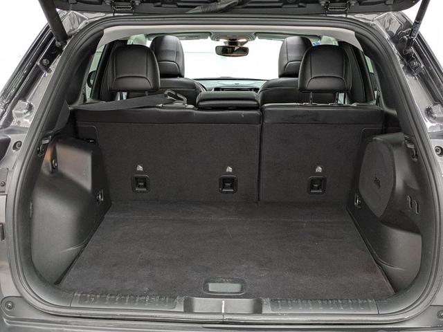 Photo of 2021 Granite Crystal Metallic Clearcoat Jeep Cherokee