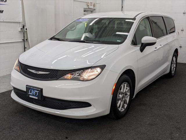 2023 Chrysler Voyager