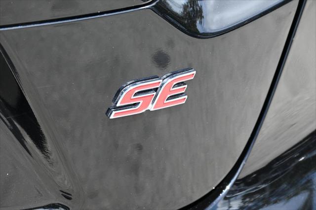 Photo of 2023 Midnight Black Metallic Toyota Corolla