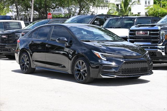 Photo of 2023 Midnight Black Metallic Toyota Corolla