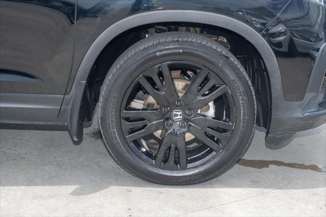 Photo of 2022 Crystal Black Pearl Honda Pilot