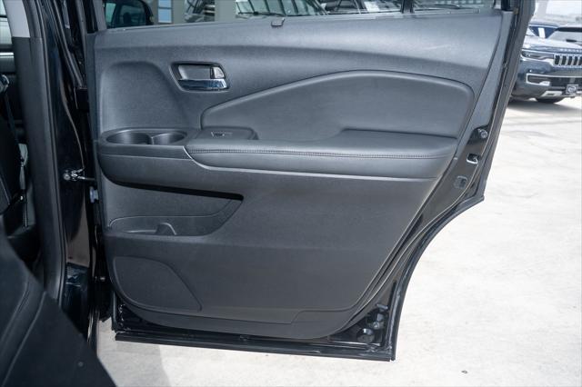 Photo of 2022 Crystal Black Pearl Honda Pilot