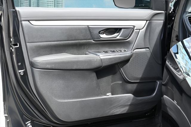Photo of 2022 Crystal Black Pearl Honda CR-V