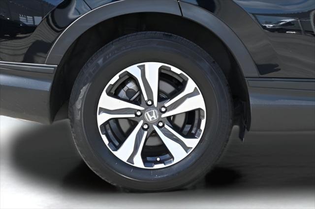 Photo of 2022 Crystal Black Pearl Honda CR-V
