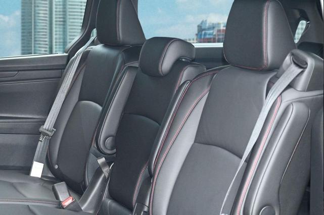 Photo of 2026 Celestial Blue Metallic Honda Odyssey