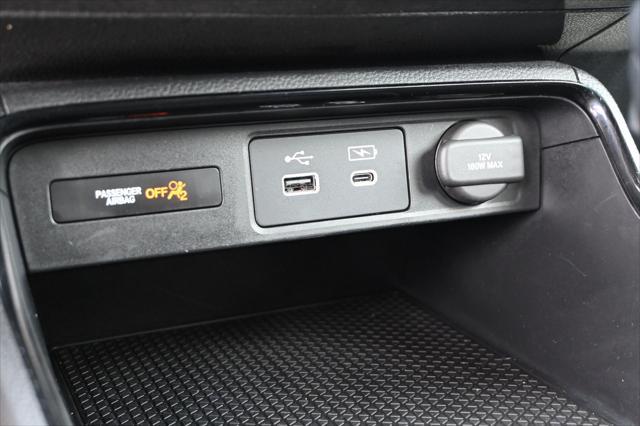 Photo of 2023 Platinum White Pearl Honda CR-V Hybrid