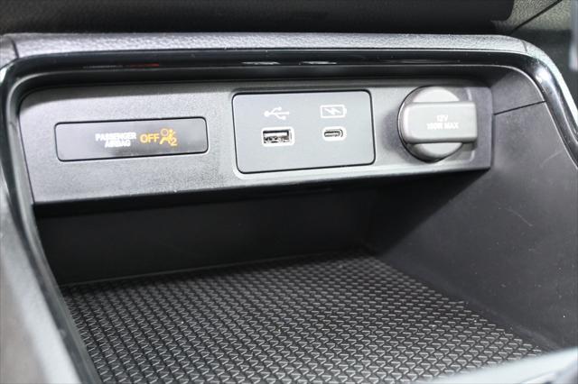 Photo of 2023 Platinum White Pearl Honda CR-V Hybrid