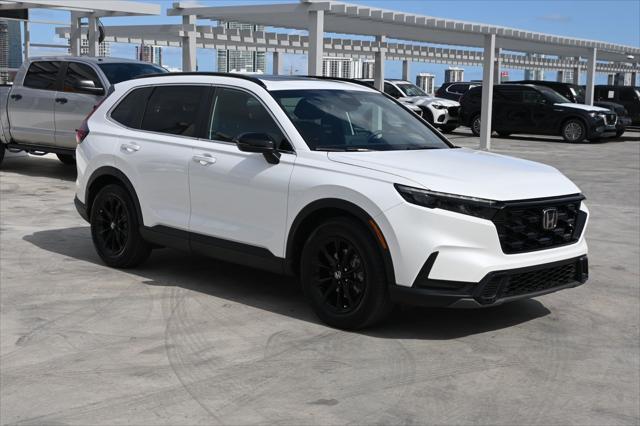 Photo of 2023 Platinum White Pearl Honda CR-V Hybrid