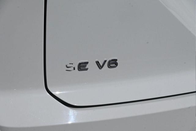 Photo of 2022 Pure White Volkswagen Atlas Cross Sport