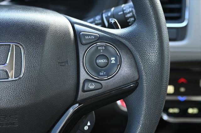 Photo of 2020 Platinum White Pearl Honda HR-V