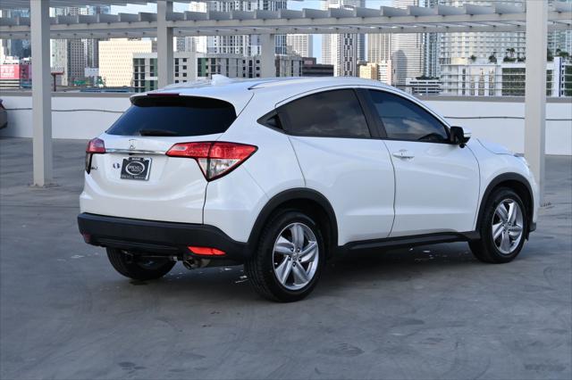 Photo of 2020 Platinum White Pearl Honda HR-V