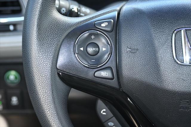 Photo of 2020 Platinum White Pearl Honda HR-V