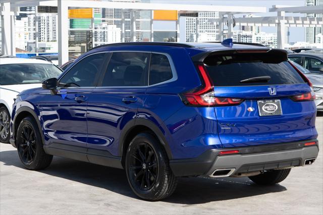 Photo of 2024 Still Night Pearl Honda CR-V Hybrid