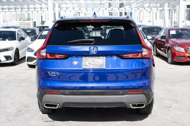 Photo of 2024 Still Night Pearl Honda CR-V Hybrid
