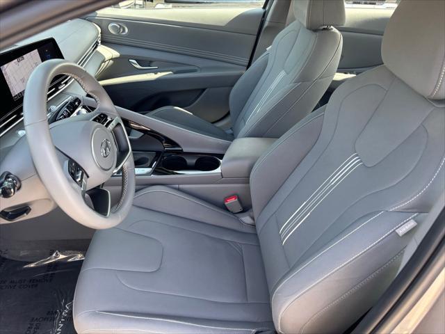Photo of 2023 Fluid Metal Hyundai ELANTRA