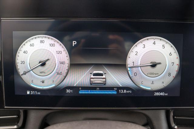 Photo of 2023 Ceramic White Hyundai ELANTRA