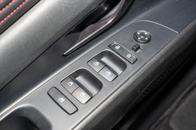 Photo of 2023 Ceramic White Hyundai ELANTRA