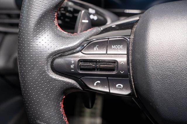 Photo of 2023 Ceramic White Hyundai ELANTRA