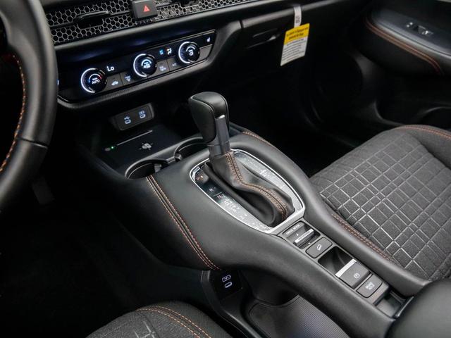 Photo of 2026 Platinum White Pearl Honda HR-V