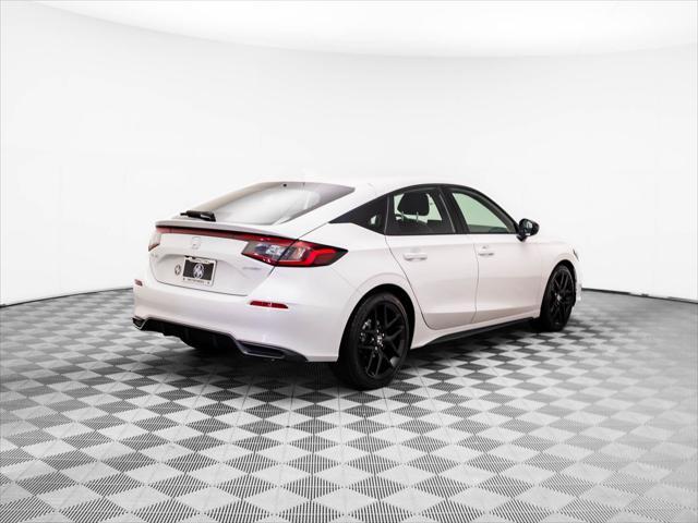 Photo of 2025 Platinum White Pearl Honda Civic