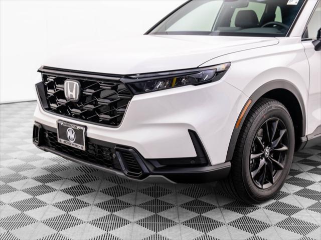 Photo of 2025 Platinum White Pearl Honda CR-V Hybrid