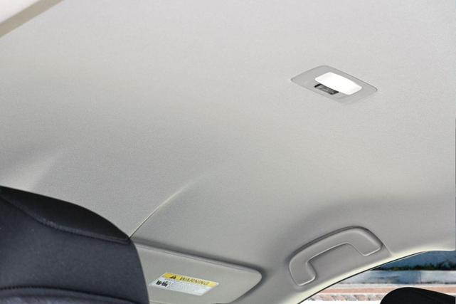 Photo of 2025 Platinum White Pearl Honda Accord