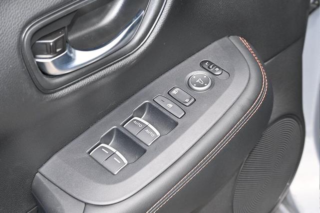 Photo of 2023 Nordic Forest Pearl Honda HR-V