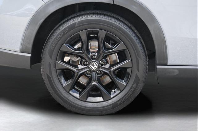 Photo of 2023 Nordic Forest Pearl Honda HR-V