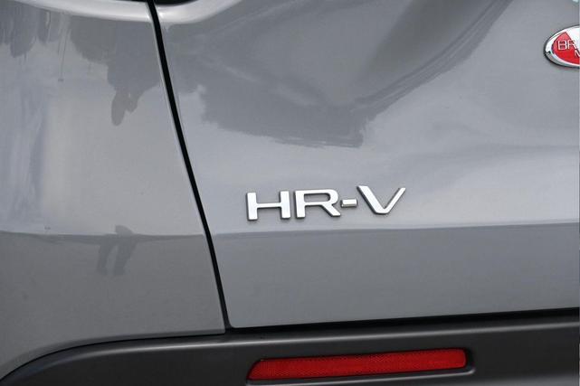 Photo of 2023 Nordic Forest Pearl Honda HR-V