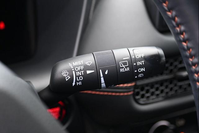 Photo of 2023 Nordic Forest Pearl Honda HR-V
