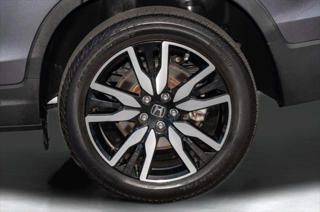 Photo of 2022 Modern Steel Metallic Honda Pilot