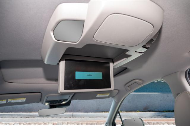 Photo of 2022 Modern Steel Metallic Honda Pilot