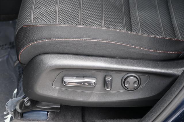 Photo of 2023 Blue Honda CR-V Hybrid