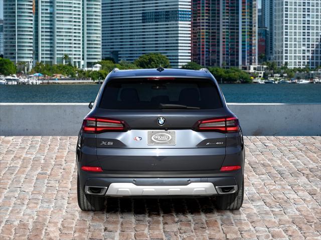 Photo of 2022 Arctic Grey Metallic BMW X5