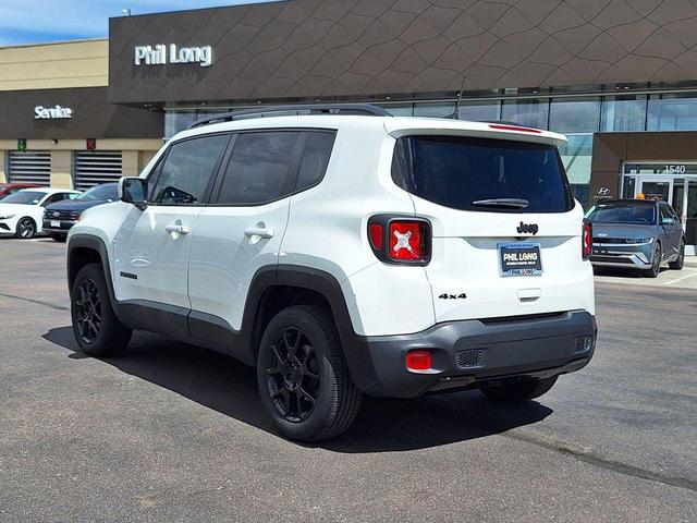 Photo of 2020 Alpine White Clearcoat Jeep Renegade