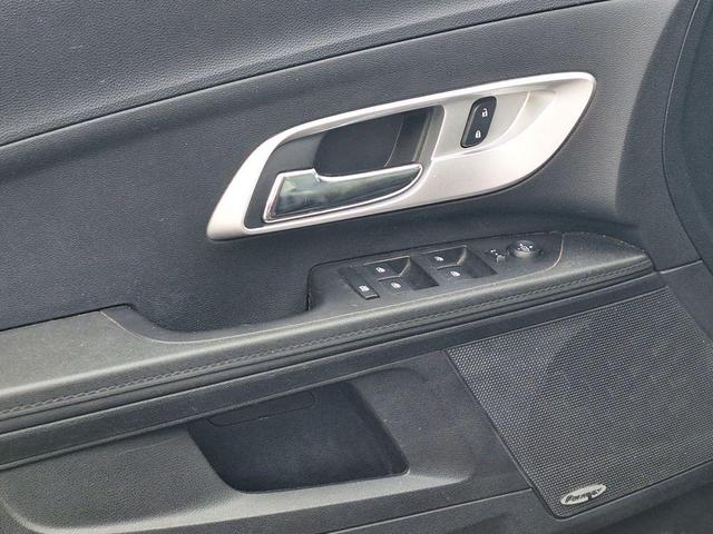 Photo of 2017 Siren Red Tintcoat Chevrolet Equinox