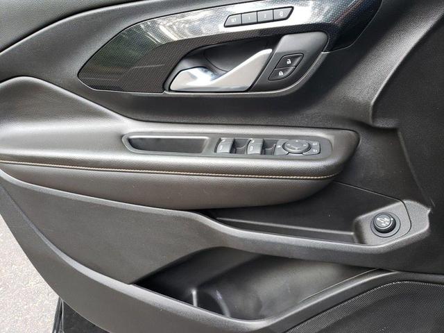 Photo of 2022 Ebony Twilight Metallic GMC Terrain