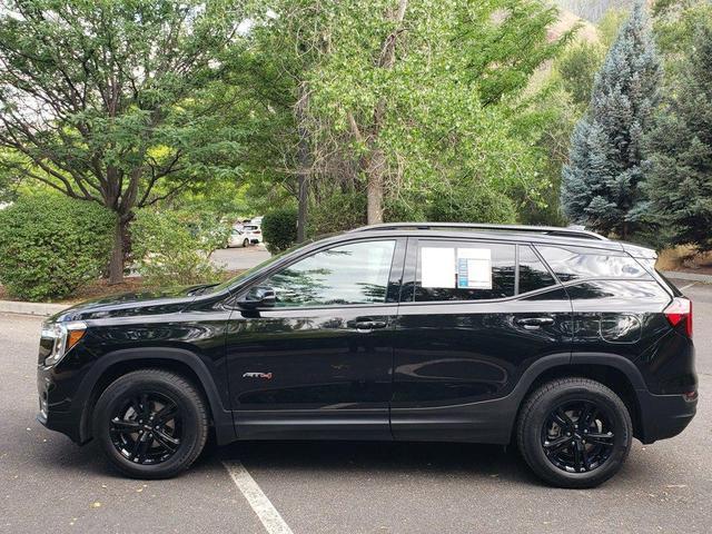 Photo of 2022 Ebony Twilight Metallic GMC Terrain