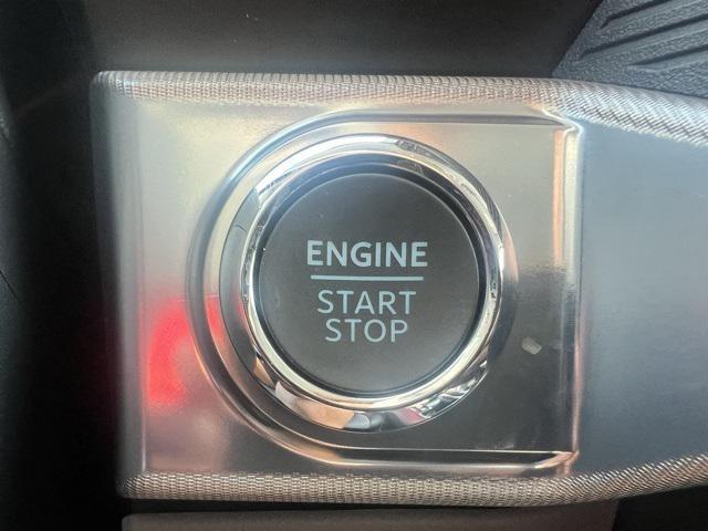 Photo of 2025 Oxford White Ford F-150
