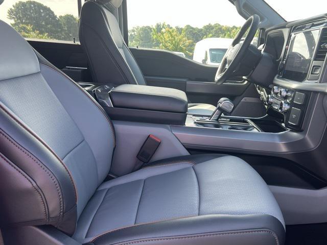 Photo of 2025 Oxford White Ford F-150