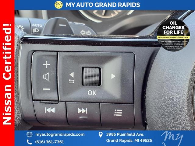 Photo of 2021 Caspian Blue Nissan Rogue