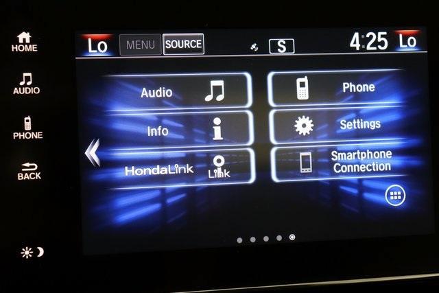 Photo of 2022 Platinum White Pearl Honda CR-V